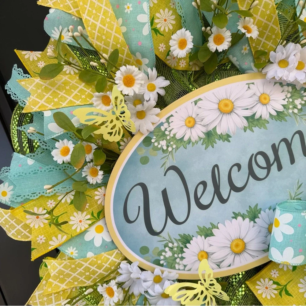 Welcome Spring Daisy Wreath 🌼